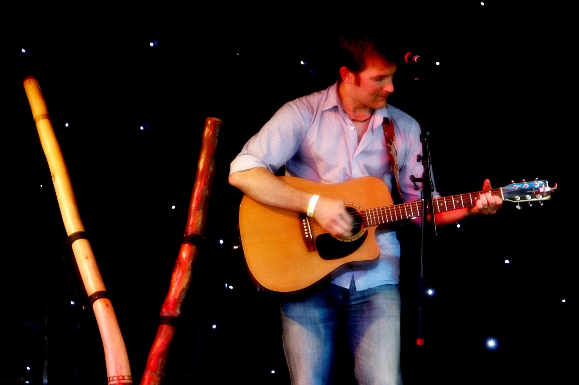 Image by Mike Peters. 5 Jan 2011